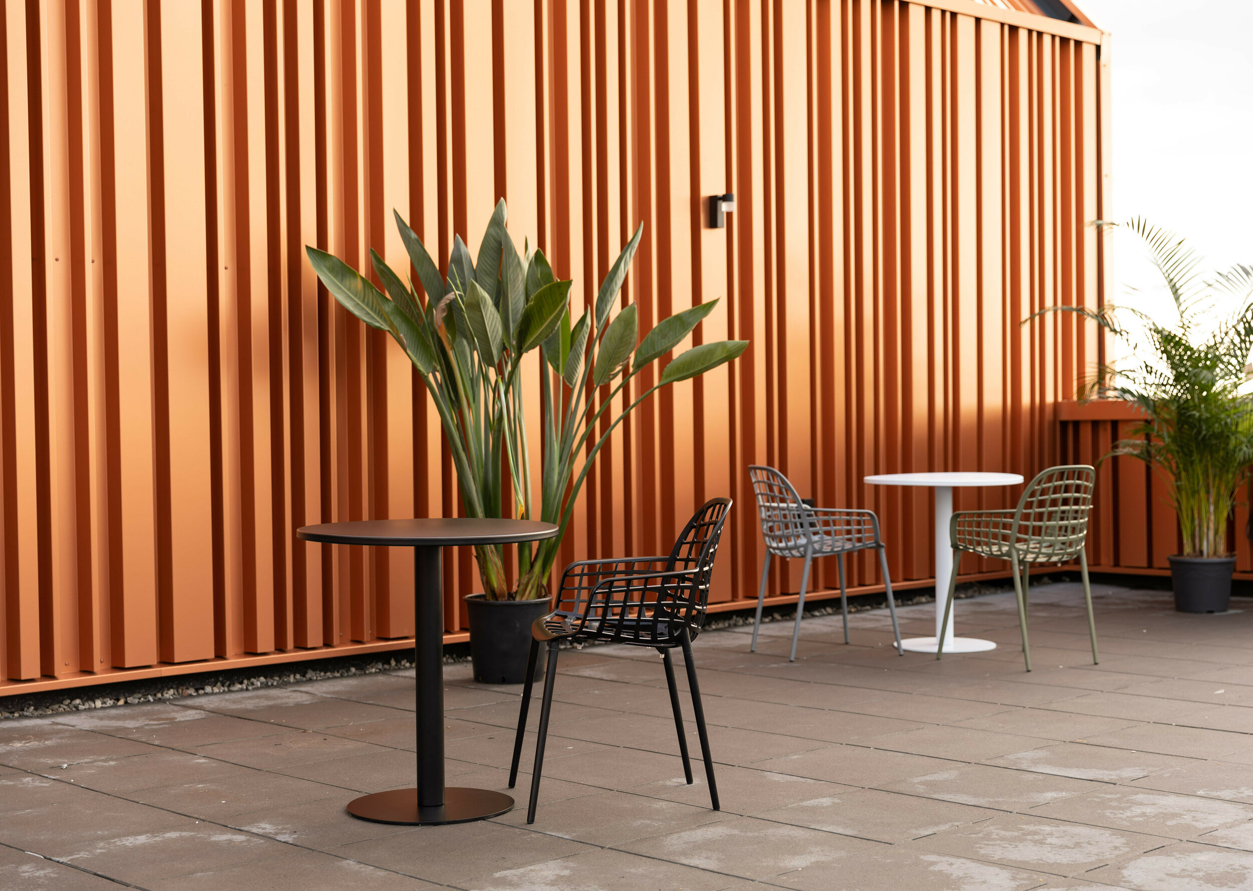 Zuiver Ronde Tuintafel 'Metsu' Staal, 70cm, kleur Wit - Afbeelding 6