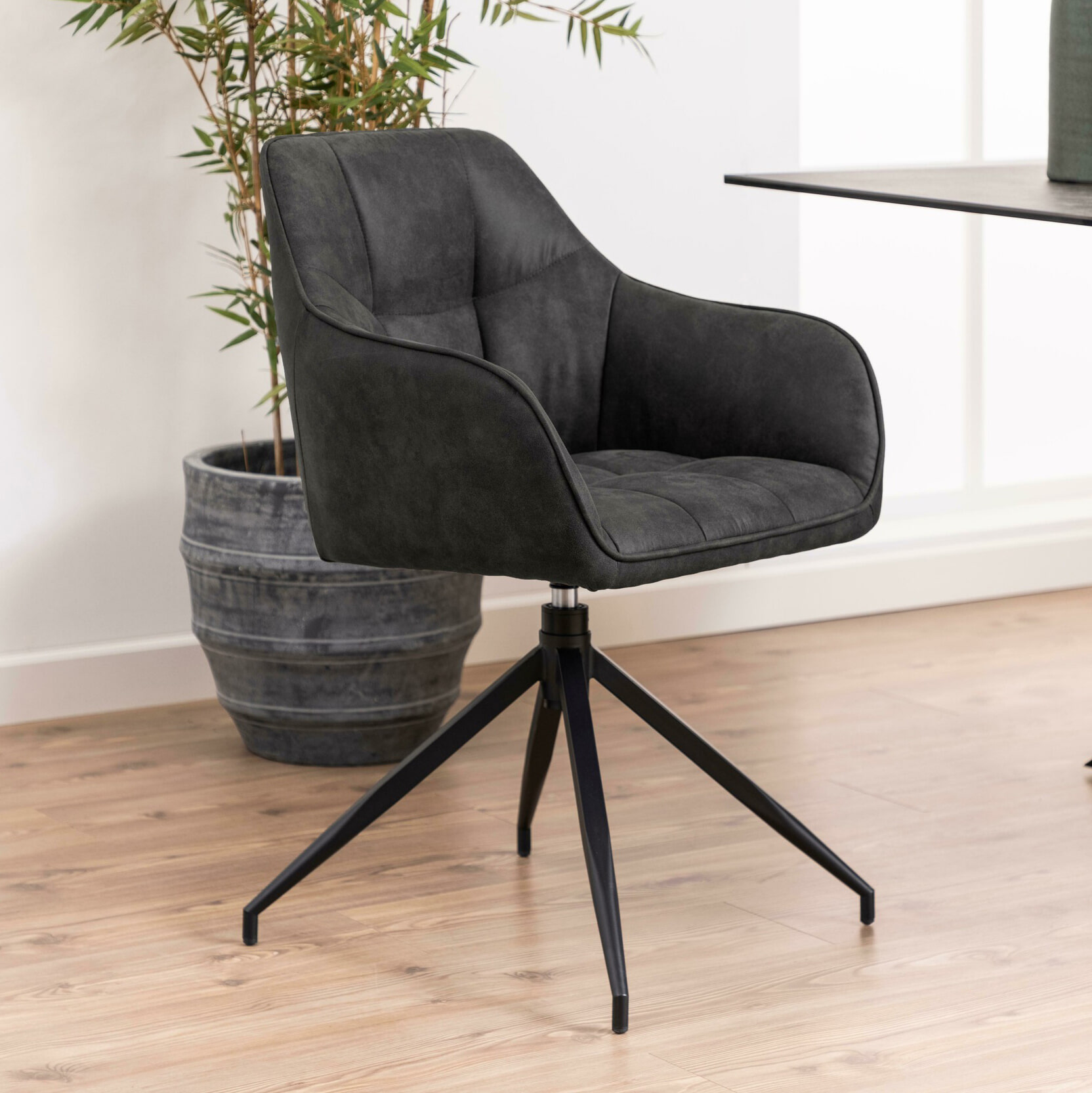 Bendt Eetkamerstoel 'Helena' Draaibaar, kleur Antraciet