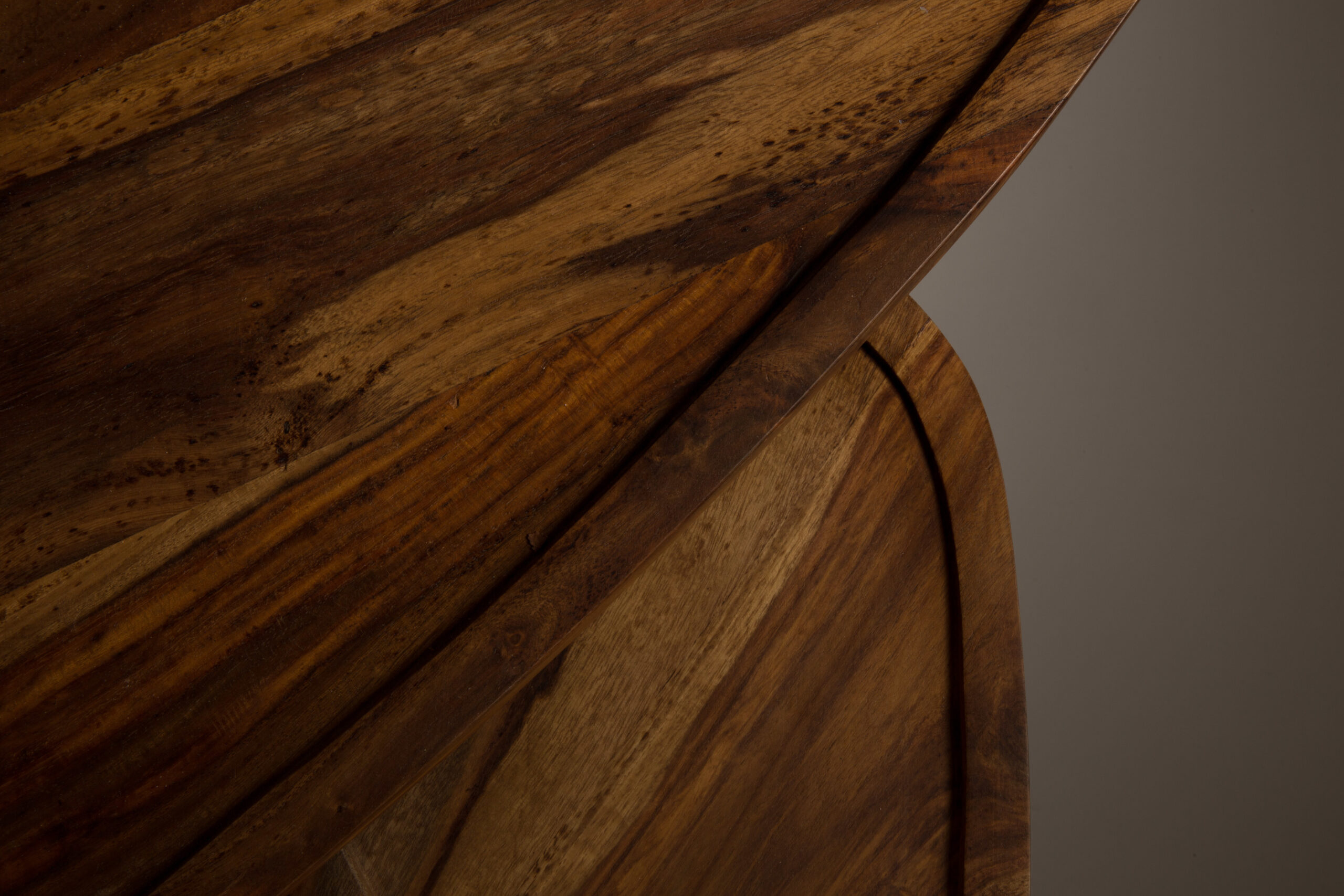 Dutchbone Organische Salontafel 'Sham' set van 2 stuks - Afbeelding 4