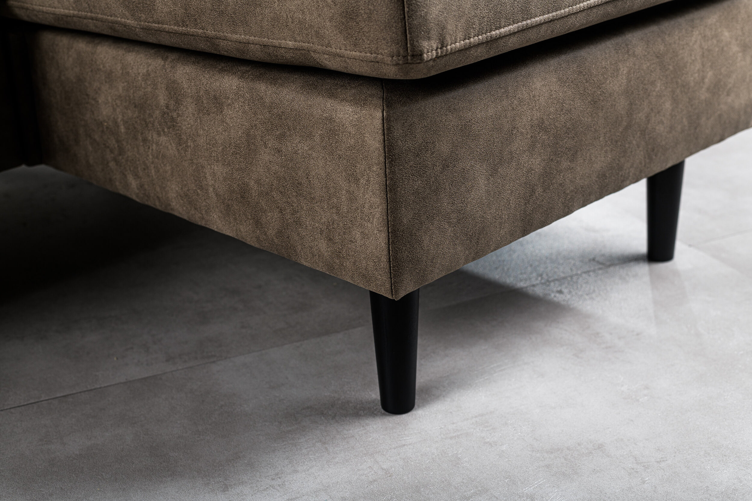 BASE 3-zits Bank 'Everet' Links/Rechts, kleur Taupe - Afbeelding 4