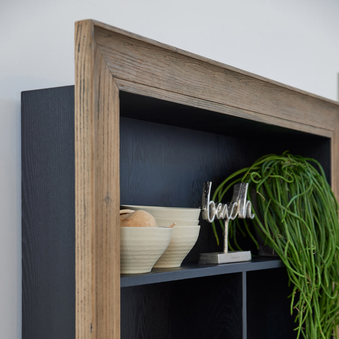 Rivièra Maison Boekenkast 'Eivissa' Eikenhout, 220 x 100 cm, kleur Zwart - Afbeelding 3