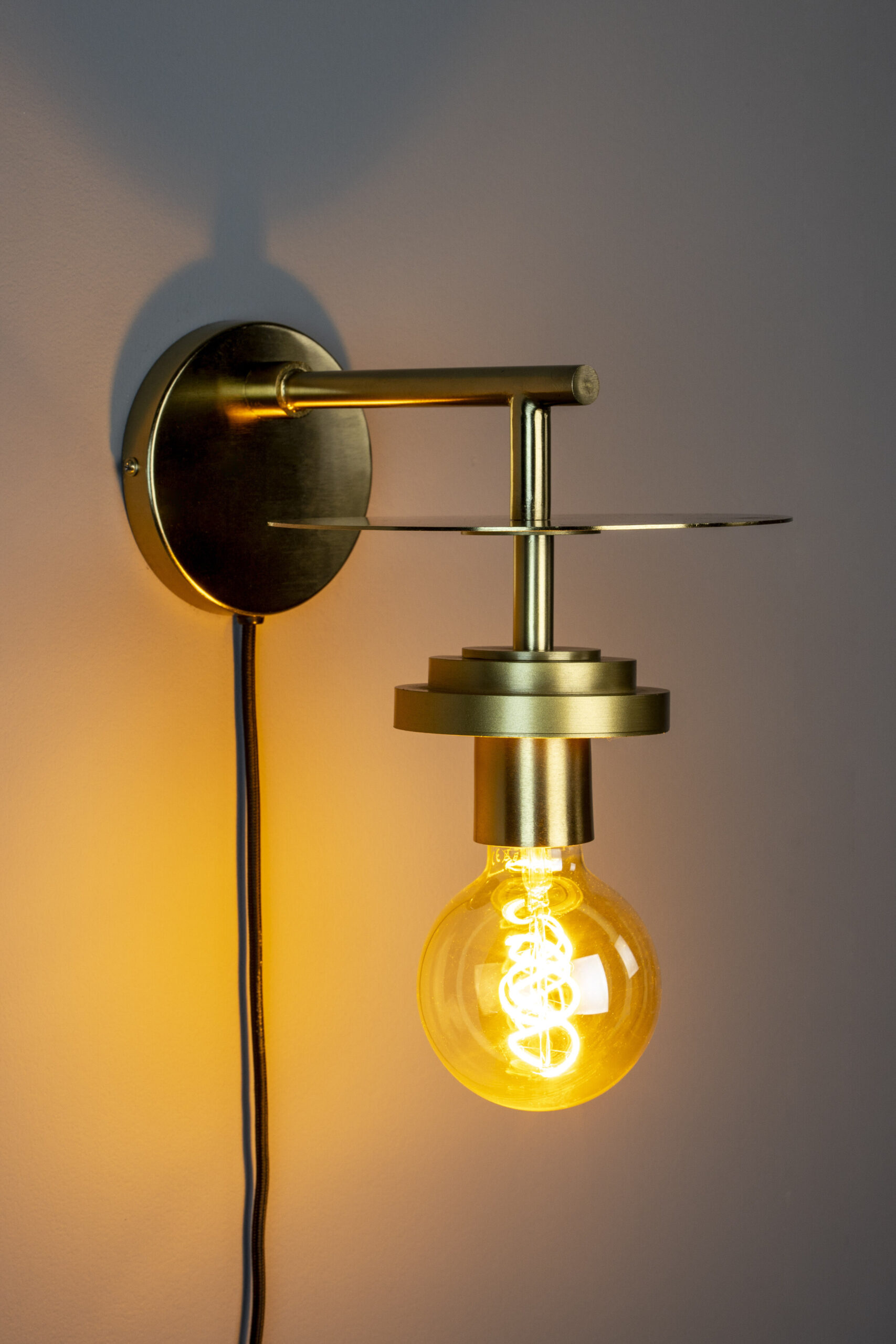 Dutchbone Wandlamp 'Aden' kleur Brass - Afbeelding 4