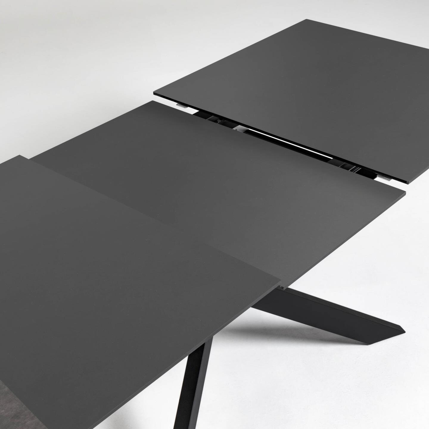 Kave Home Uitschuifbare Eettafel 'Atminda' 160-210 x 90cm, kleur zwart glas - Afbeelding 4