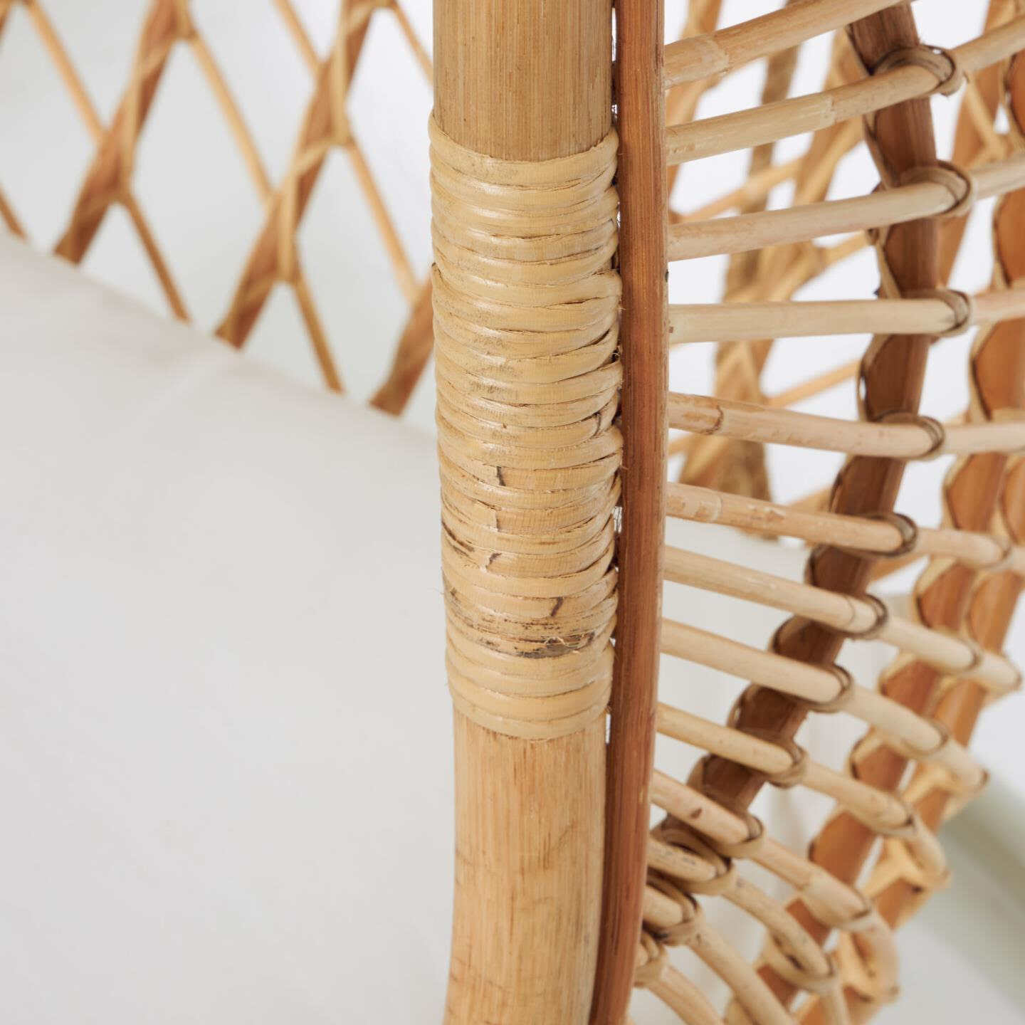 Kave Home Hangstoel 'Ekaterina' Met standaard, Rotan, kleur Naturel/Grijs - Afbeelding 5