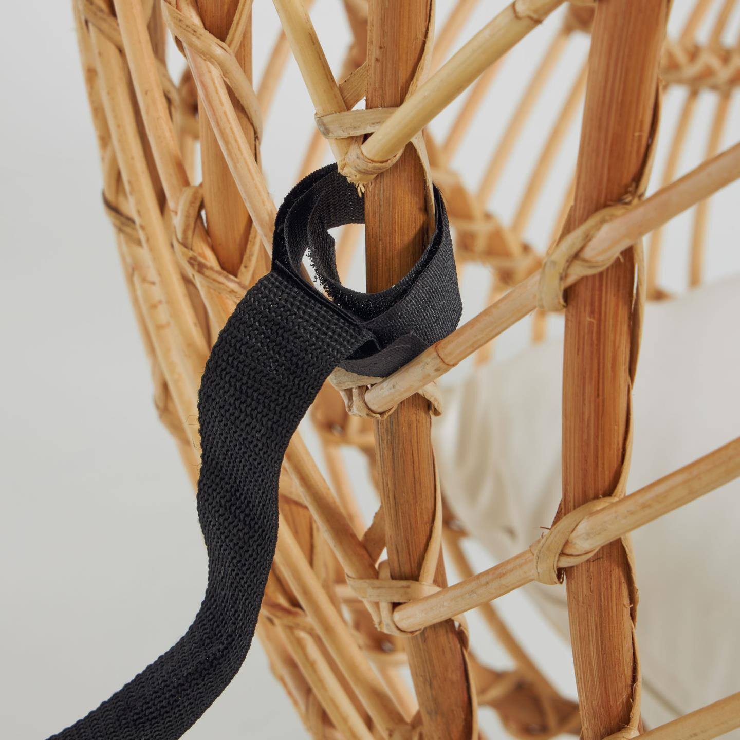 Kave Home Hangstoel 'Ekaterina' Met standaard, Rotan, kleur Naturel/Grijs - Afbeelding 7