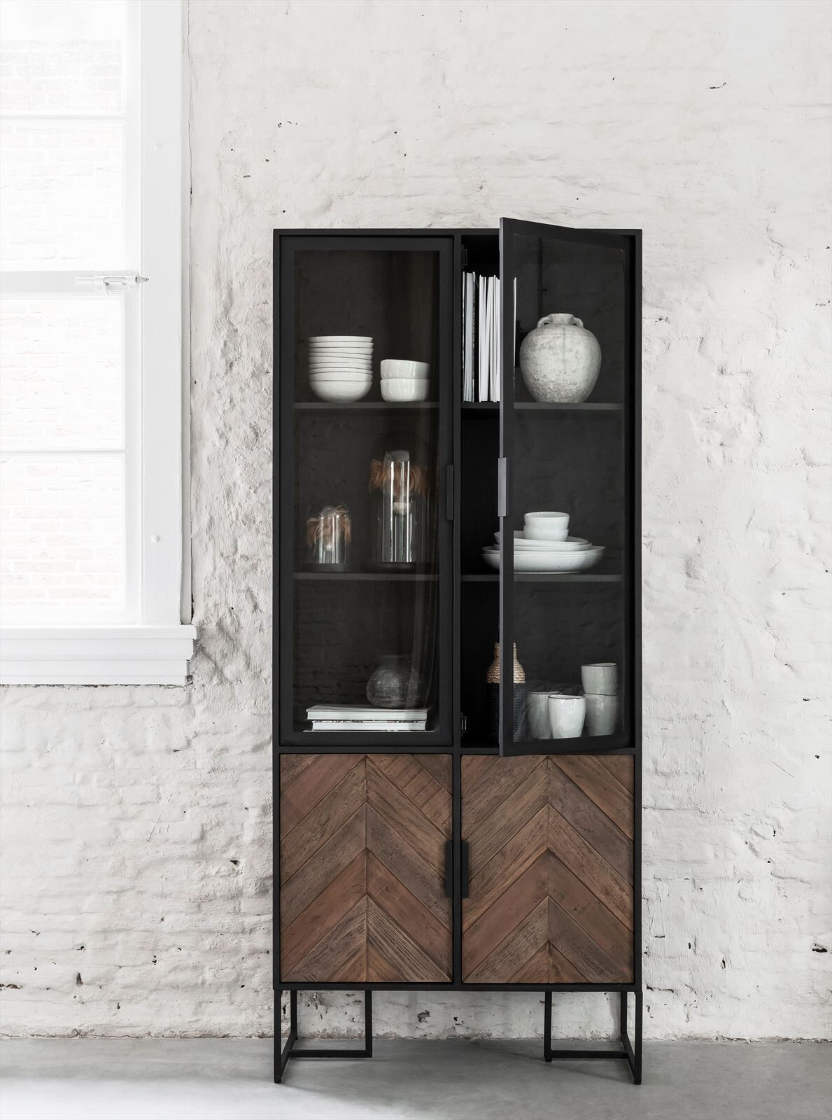 DTP Home Vitrinekast 'Criss Cross' Hout en staal, 185 x 80cm - Afbeelding 3