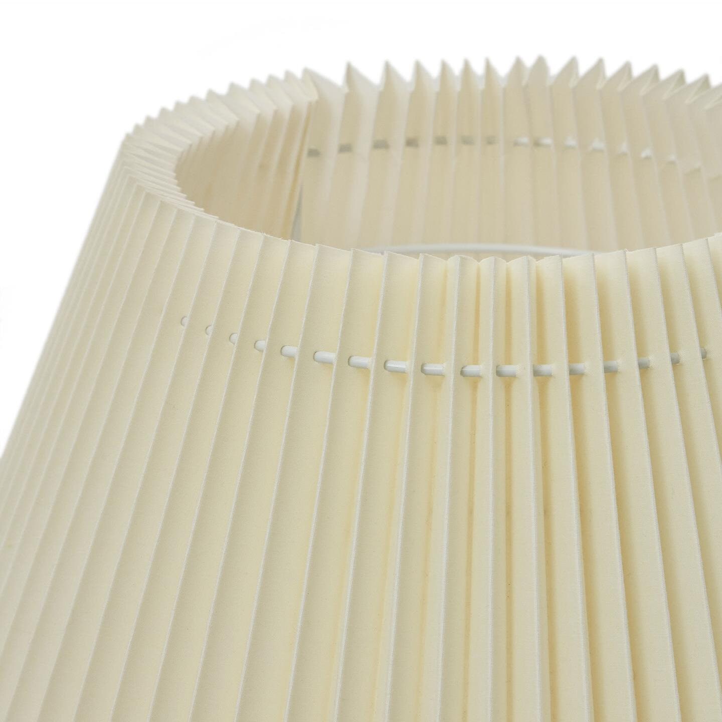 Kave Home Vloerlamp 'Benicarlo' Rubberhout, 149cm hoog - Afbeelding 3