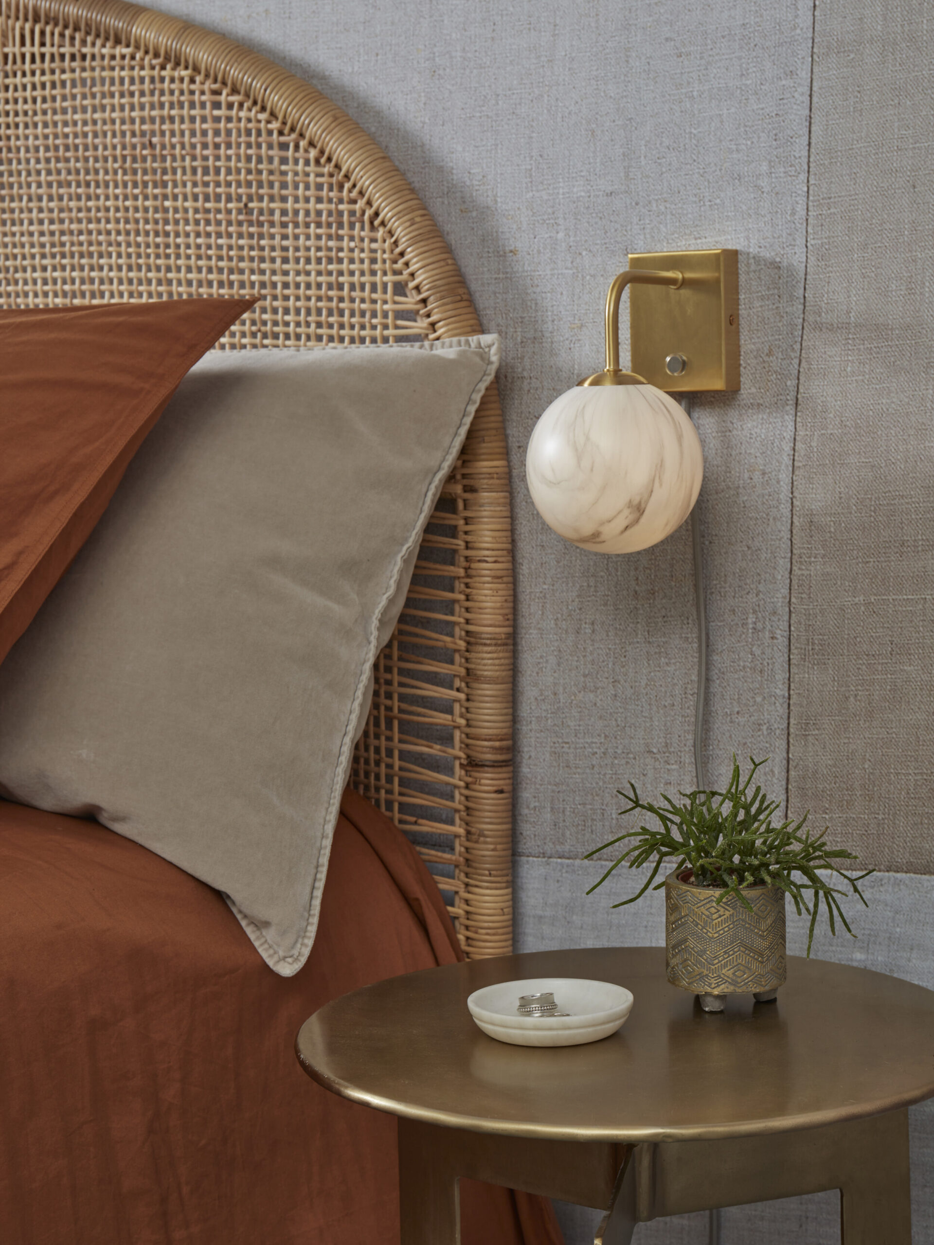 its about RoMi Wandlamp 'Carrara' Marmerprint, kleur Goud - Afbeelding 4