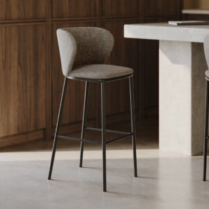 Kave Home Barstoel 'Ciselia' Chenille (zithoogte 65cm), kleur lichtbruin