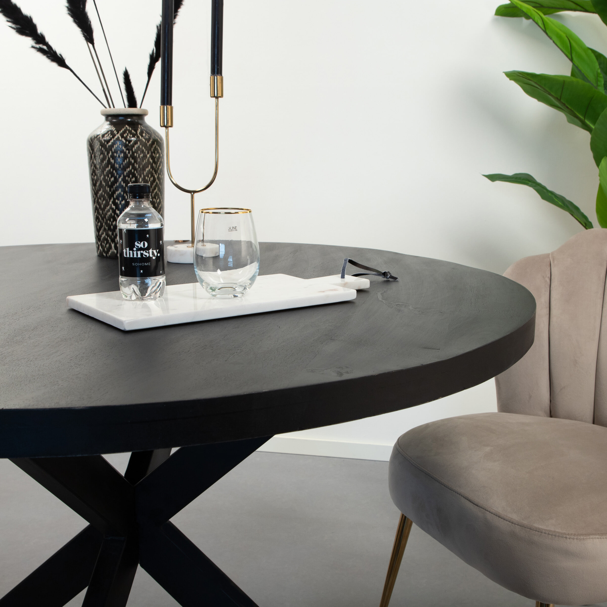 LivingFurn Ronde Eettafel 'Kala' 120cm, Mangohout, kleur Zwart - Afbeelding 2