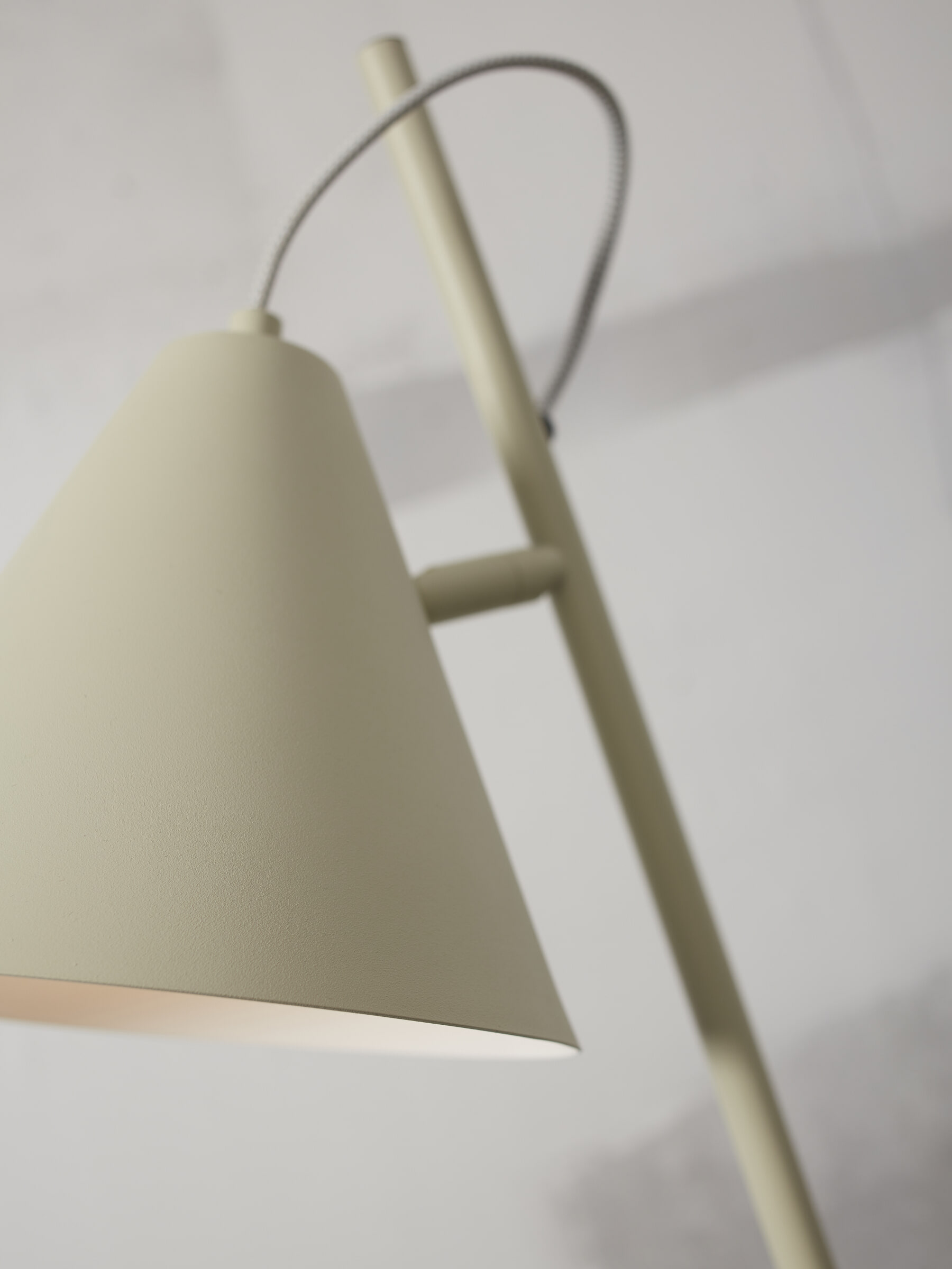 its about RoMi Vloerlamp 'Lisbon' 151cm, kleur Lichtgroen - Afbeelding 3