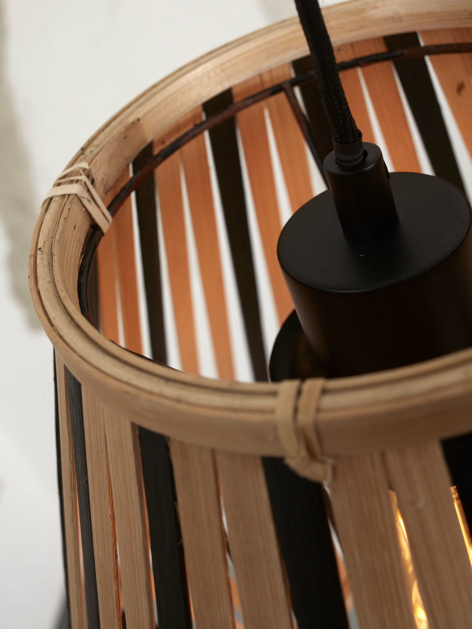 GOOD&MOJO Hanglamp 'Merapi' Bamboe, 30cm, kleur Naturel/Zwart - Afbeelding 2