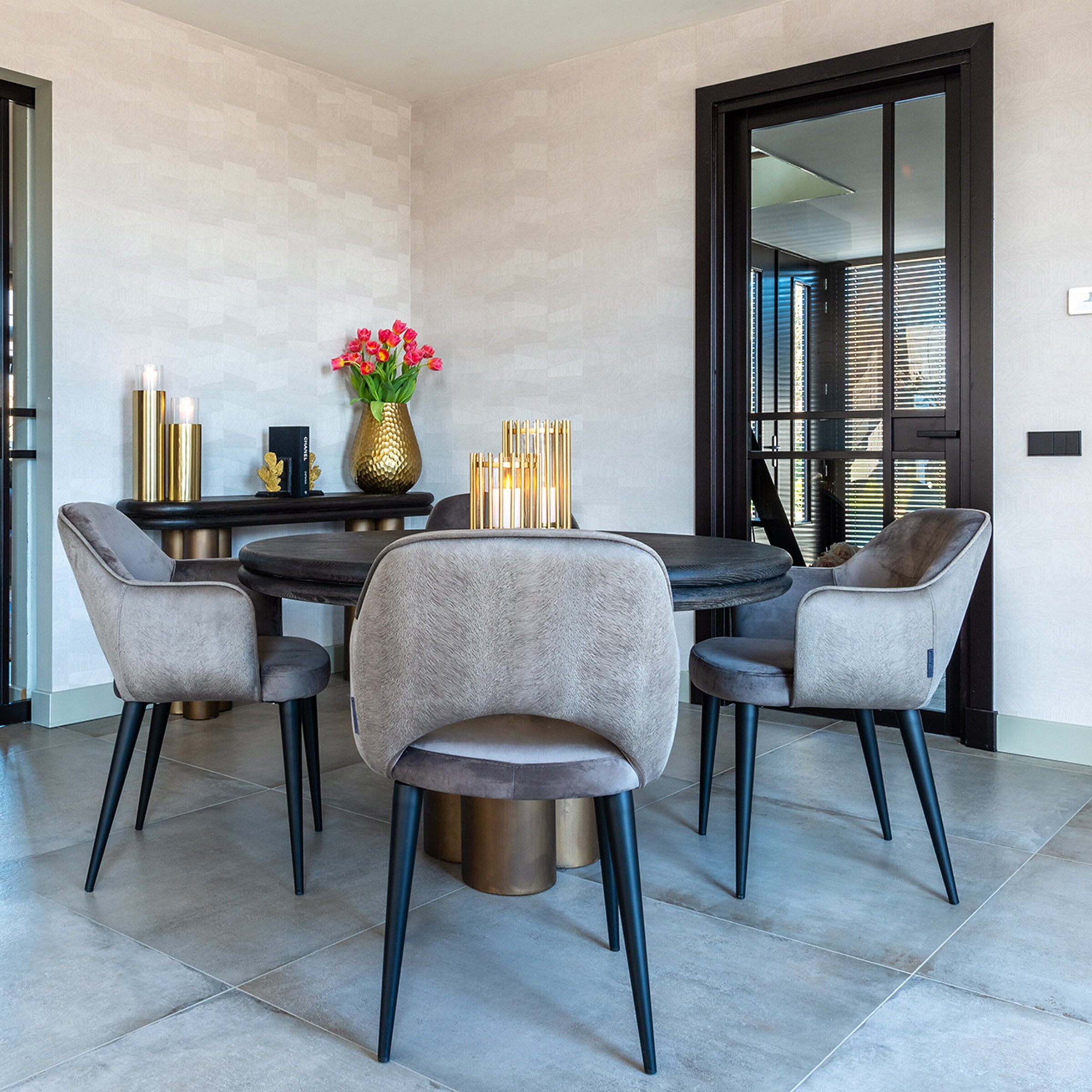 Richmond Ronde Eettafel 'Macaron' Eikenhout en metaal, Ø130cm - Afbeelding 5