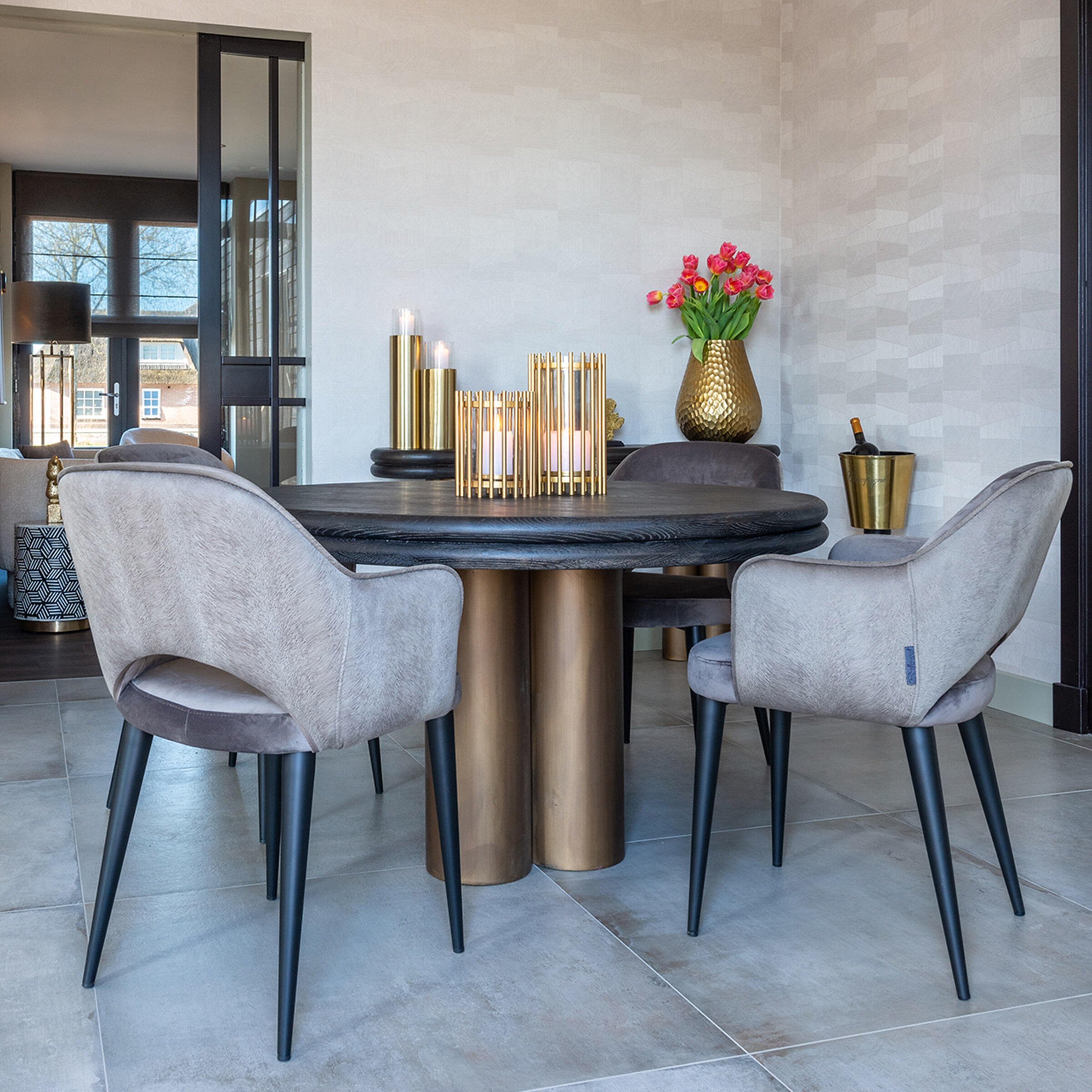 Richmond Ronde Eettafel 'Macaron' Eikenhout en metaal, Ø130cm